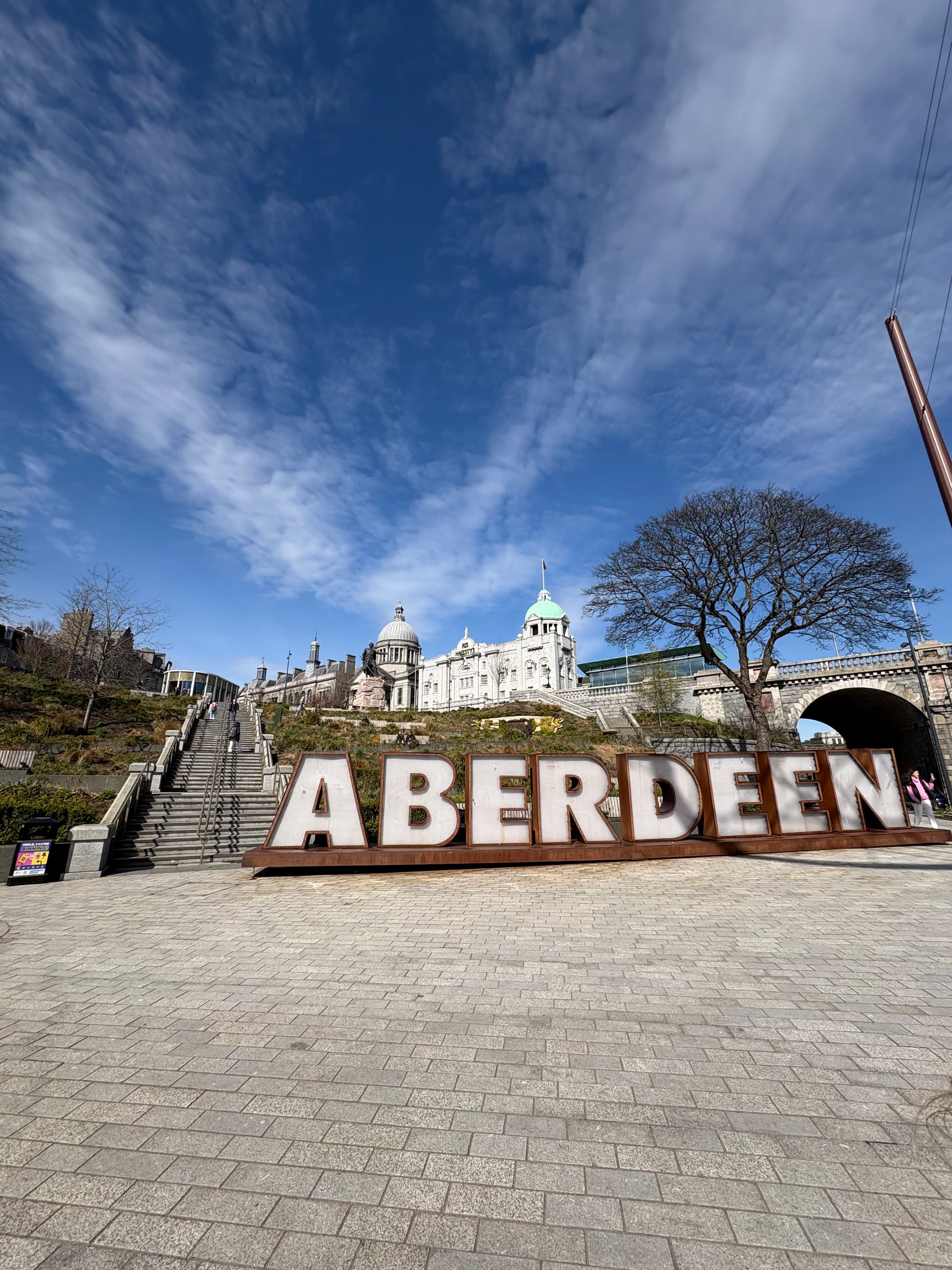 Aberdeen: Guided Walking Tour- Through My Eyes